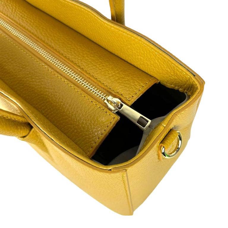 Chenson & Gorett - Wholesale Tote Bag - Women's - Large Italian Leather Tote Bag for Women. Pronto Moda5