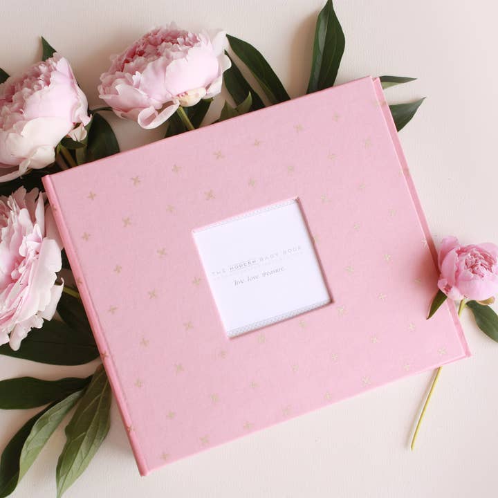 Baby Pink with Gold XO Baby Book para venta al por mayor de Oalalax Bebe