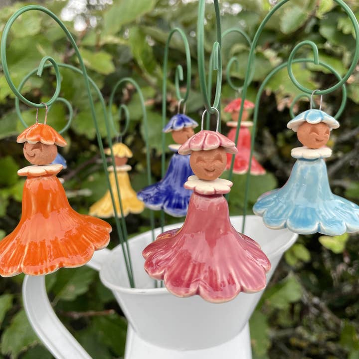 Pannonhem AB. - Vendita all'ingrosso Ornamenti/decorazioni per esterni - Fata colorata da appendere, figure in ceramica8