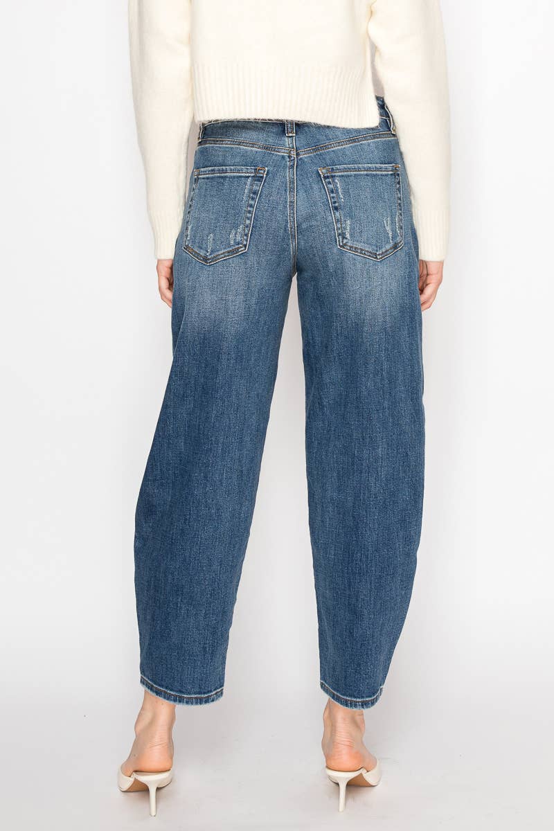 ARTEMIS VINTAGE - Wholesale Jeans - Women's - HIGH RISE RELAXED  BARREL JEANS3