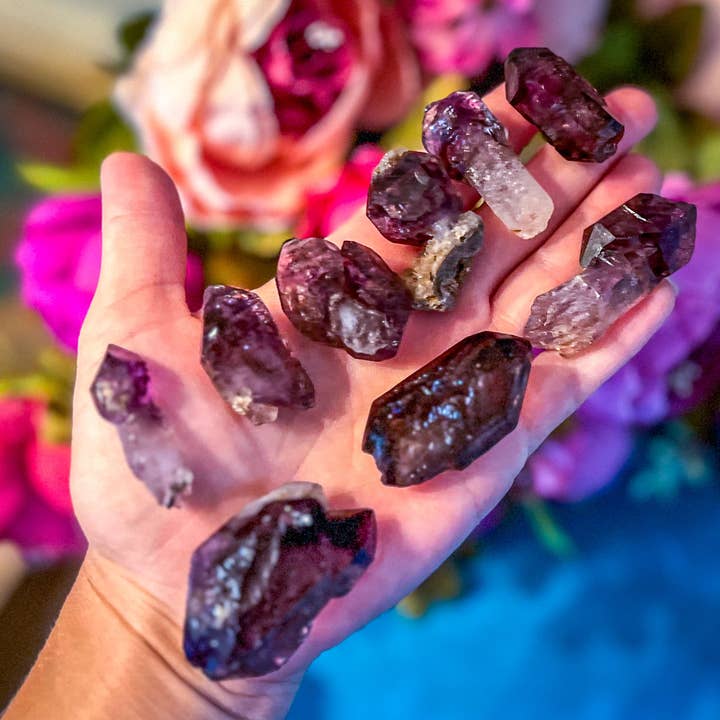 Raw Amethyst with Hematite Inclusions from Zimbabwe, Shangaan Amethyst for wholesale by Mandala Gems