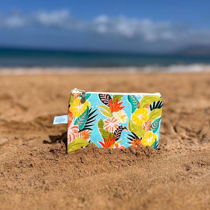 Geldbörse mit tropischem Blumenstrauß für den Großhandel von Oneloa Maui