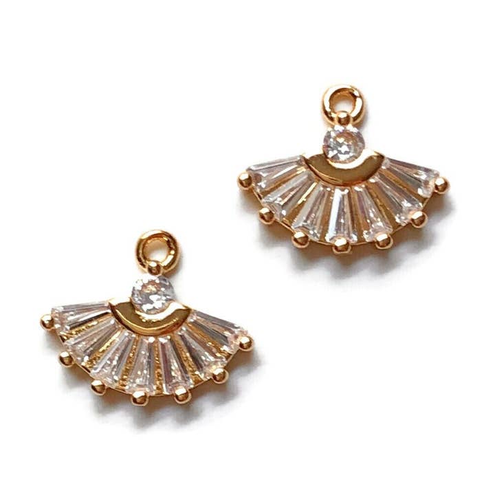 2 pièces+12 mm - Breloque en forme de ventilateur pavée dorée - Laiton doré pour la vente par Crafters Resort