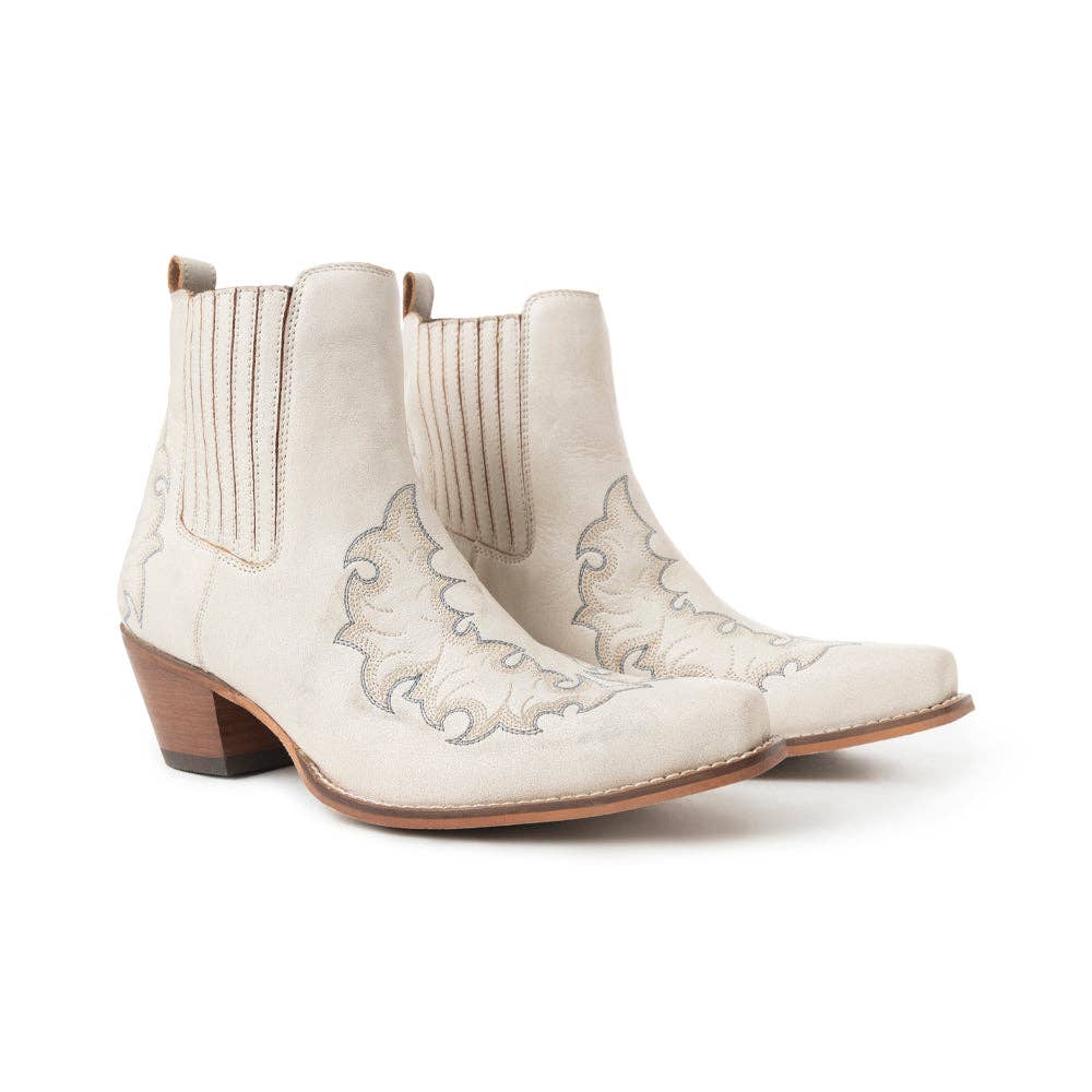 MYRA - EU - Wholesale Booties - Women's - Dearling Ranch Booties In White2