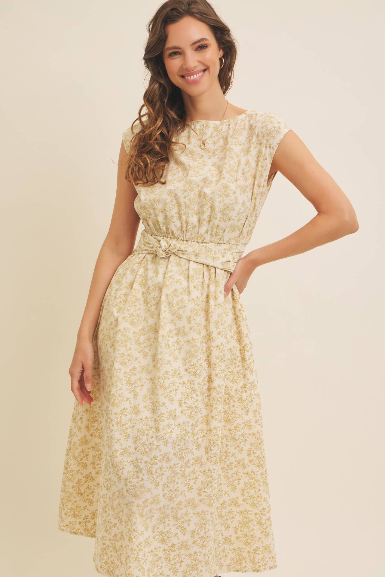 in february - Wholesale Dress - Women's - BOAT NECK PLEATED SLEEVELESS FLORAL MIDI DRESS0