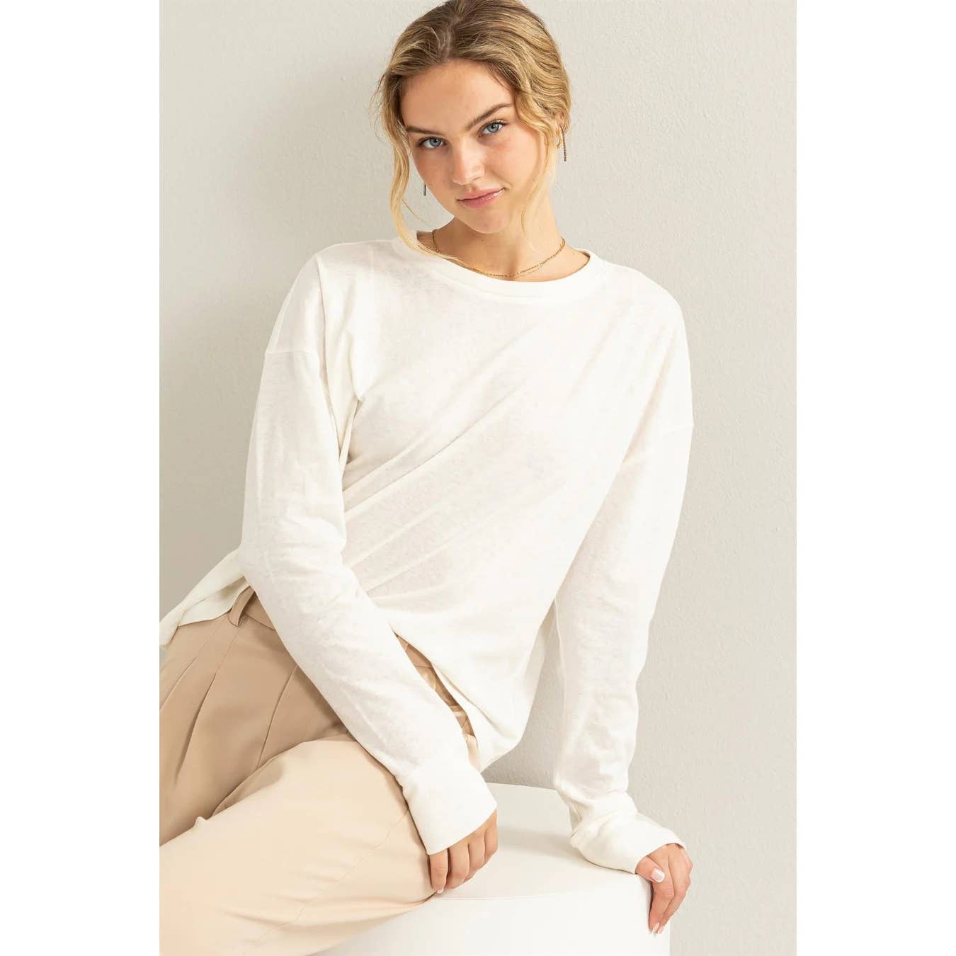 Apolline – Großhandel T-Shirt – Damen – LANGARMSHIRT MIT RUNDHALSAUSSCHNITT7