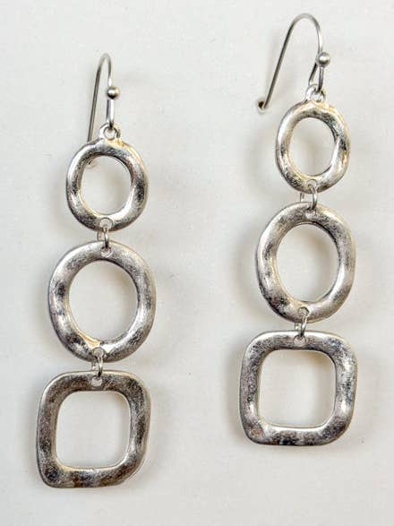 Boucle d'oreille Ariana en argent pour la vente par Dylan Designs