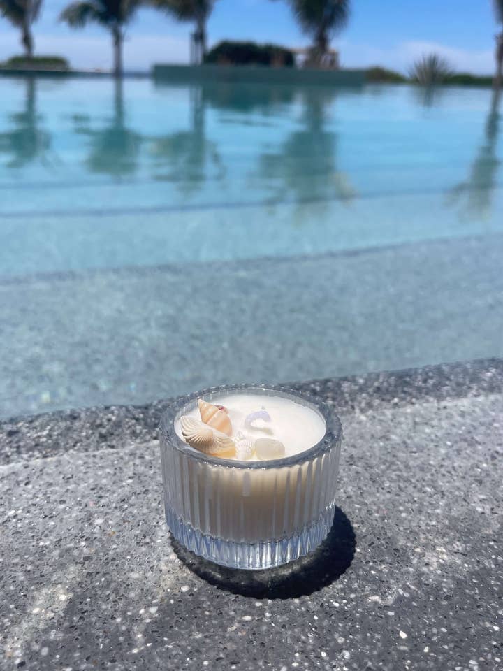 BREEZE - Kortad värmeljus för wholesale av Chill Flame Candle Studio