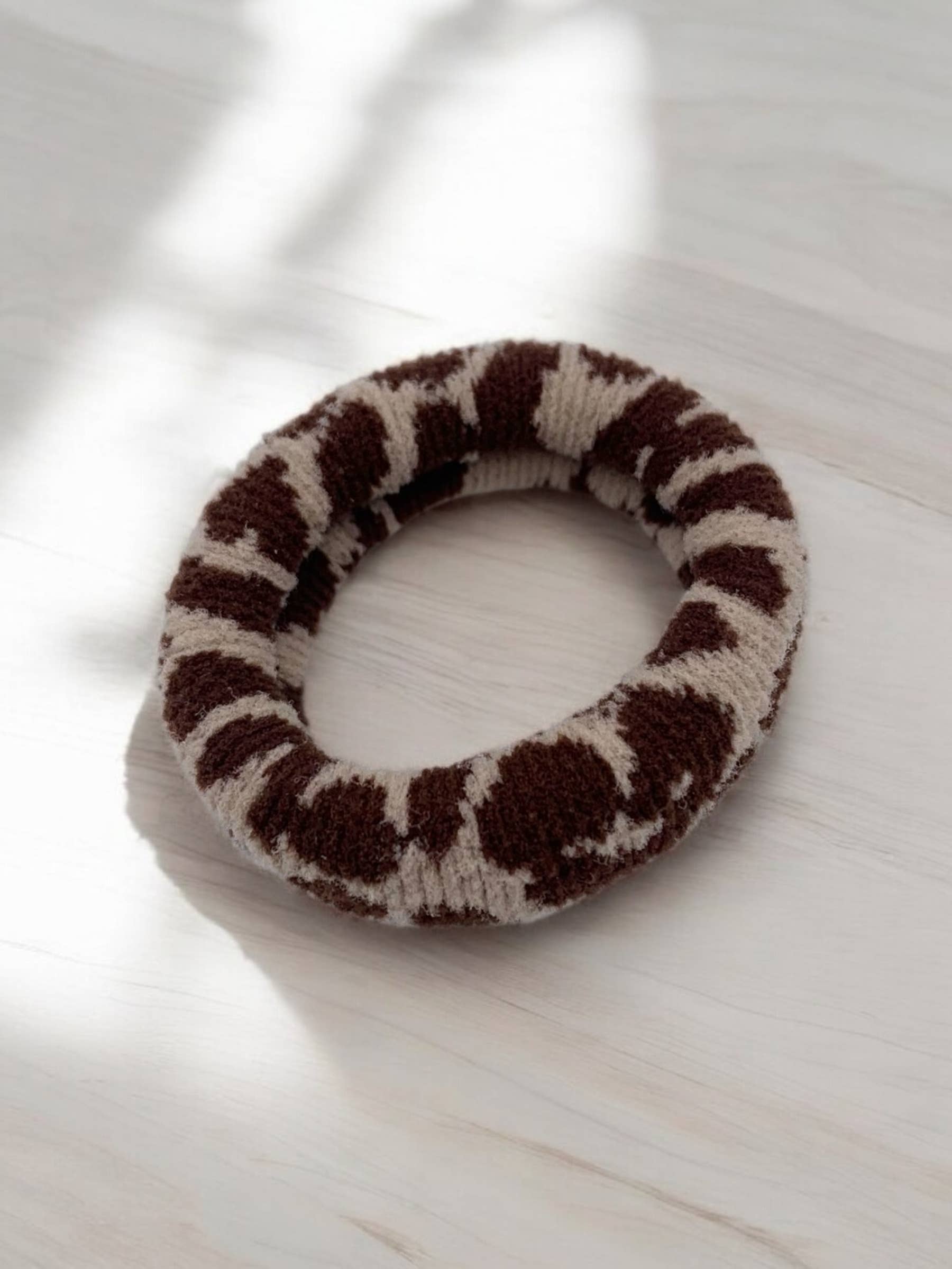 BYREN | ÉLINE L'ATELIER - Wholesale Scrunchie - Women's - Leopard print scrunchie TT021
