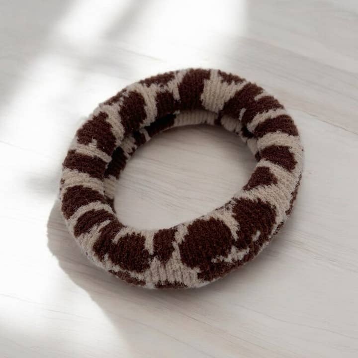 BYREN | ÉLINE L'ATELIER - Wholesale Scrunchie - Women's - Leopard print scrunchie TT021