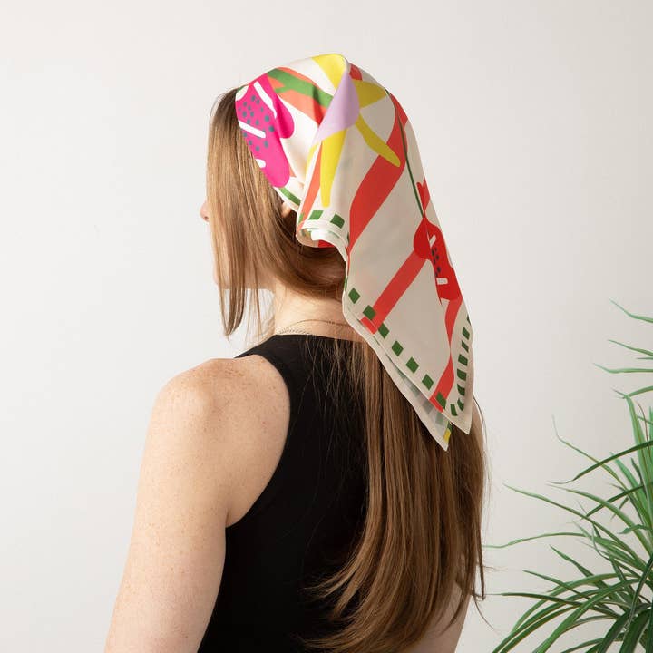 Satijnen sjaal met bloemenprint voor wholesale door I AM & CO