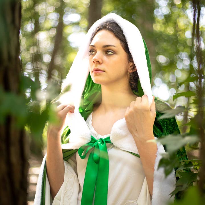 everfan - Wholesale Costume - Women's - Princess Hooded Cloak with White Sherpa Trim - Wedding Cape2