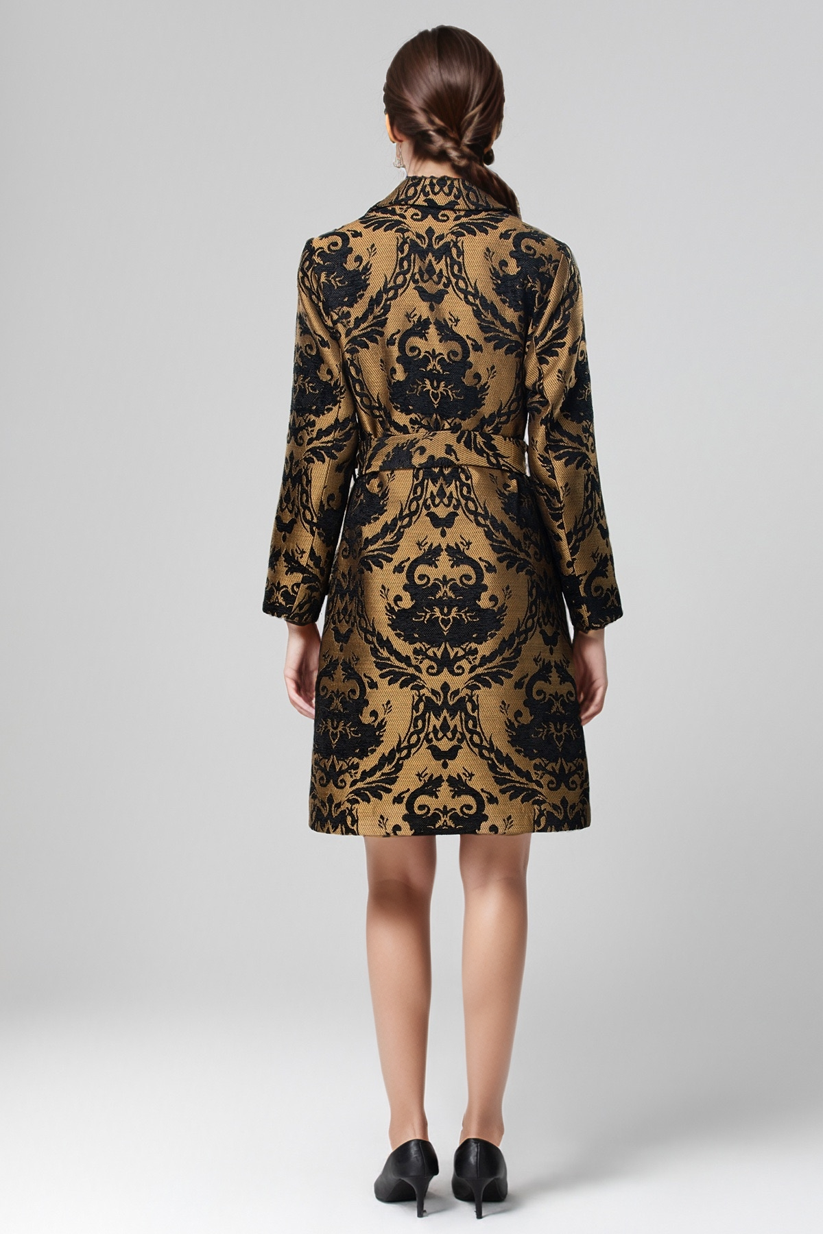 Kleur als afbeeldingen CT101Y Gebloemde Geborduurde Windjack met Riem voor Dames voor groothandel op Faire11