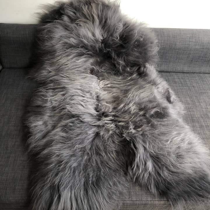 Wildash London - Wholesale Area Rug - Swedish Sheepskin Rug Sheep Skin Throw - Slate Grey4