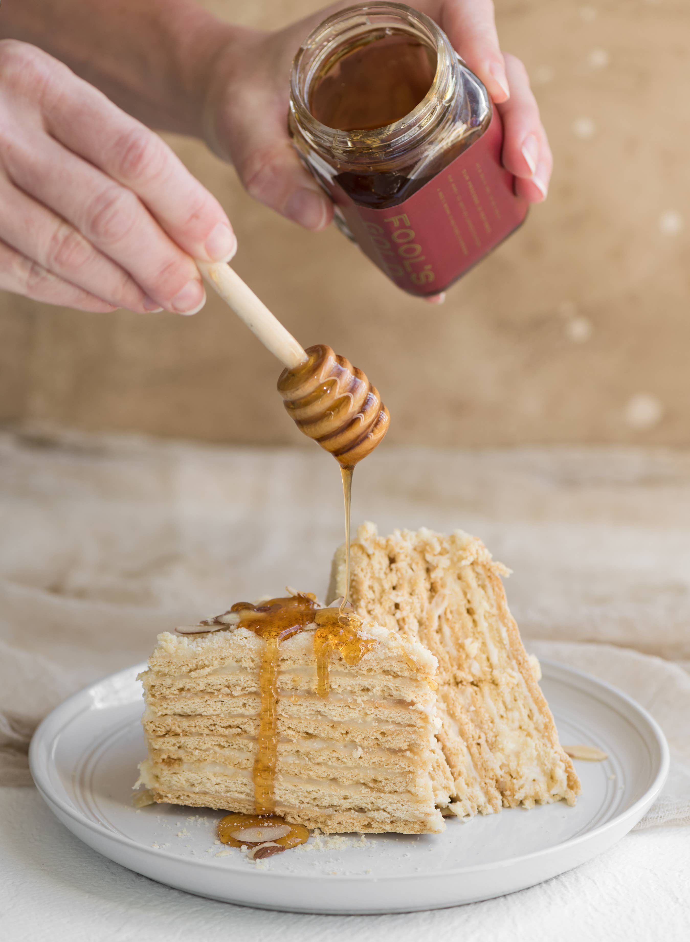 Fool's Gold Honey - Wholesale Honey - Bourbon Infused Raw Honey - 9.9oz3