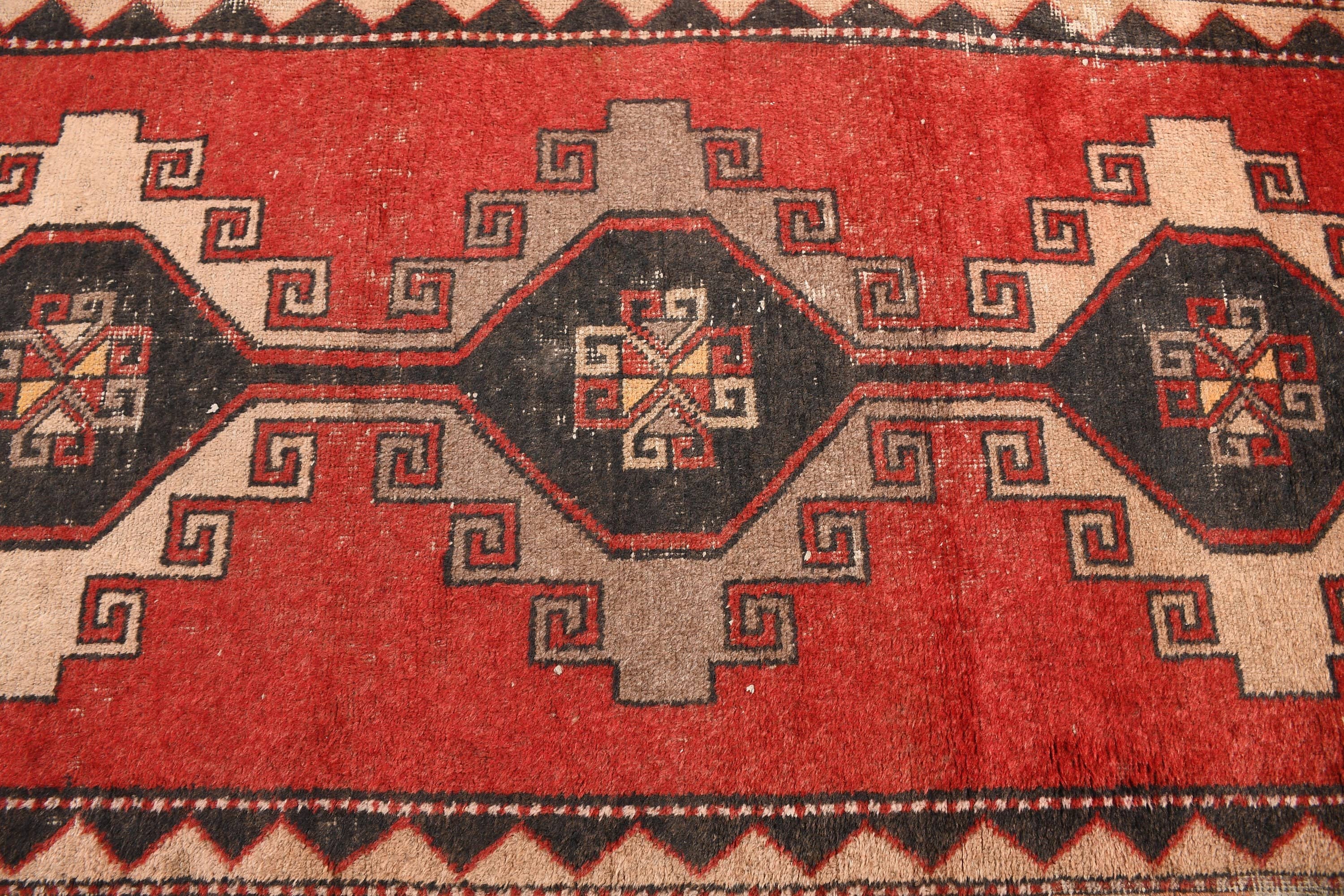 The Loom Wholesale – Engroshandel Løst tæppe – Vintage tyrkisk tæppe, rød aztekisk mønster, 8,4x3,6 ft, SCR-153