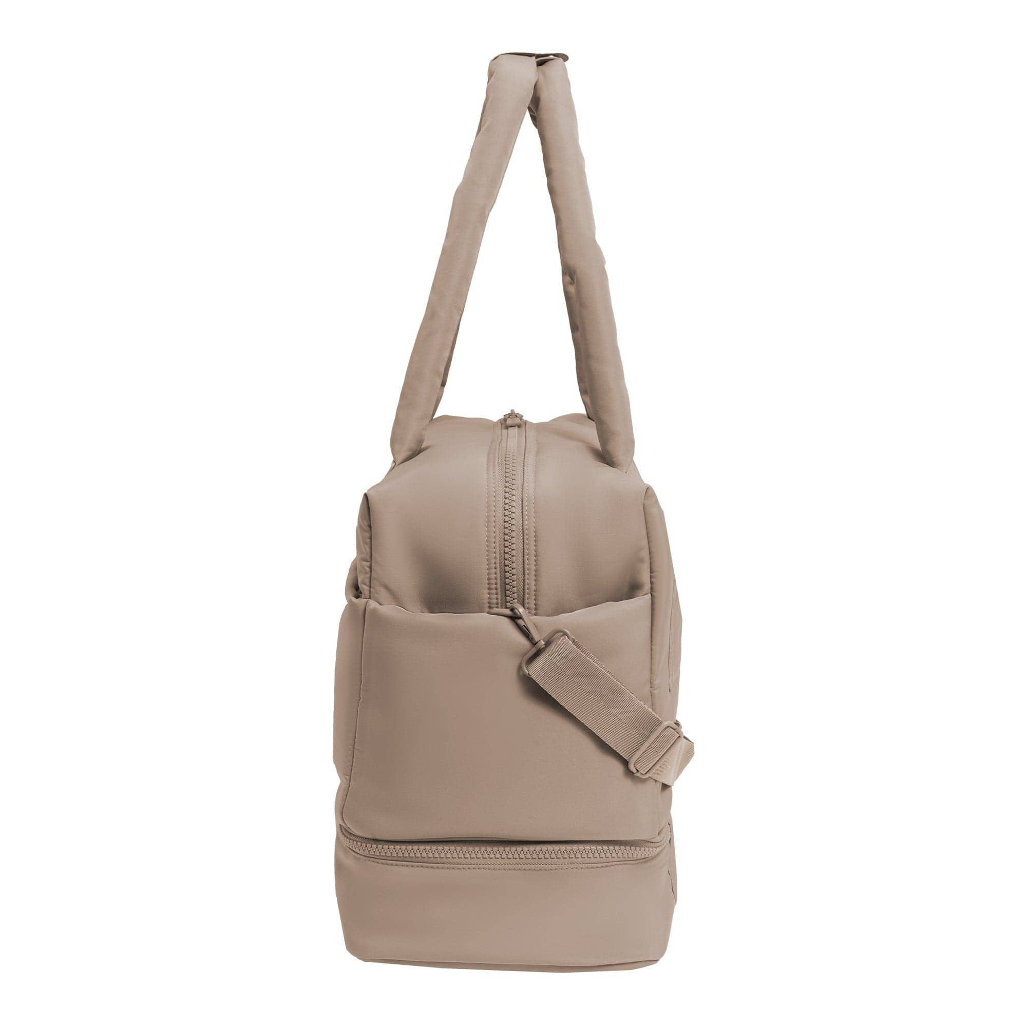 Magid - Wholesale Weekender Bag - Women's - Joan & David 18 Inch High Density Sport Nylon Drop Bottom Duffel Bag58