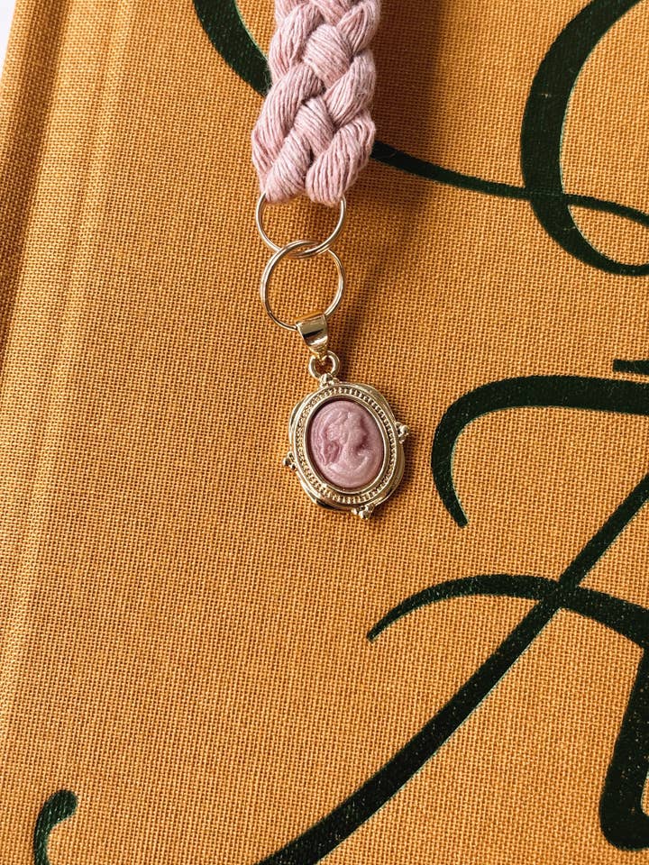 Zierliches Anhänger-Charme-Lesezeichen - Valentinstag, Buchgeschenke für den Großhandel von Offhand Fibers