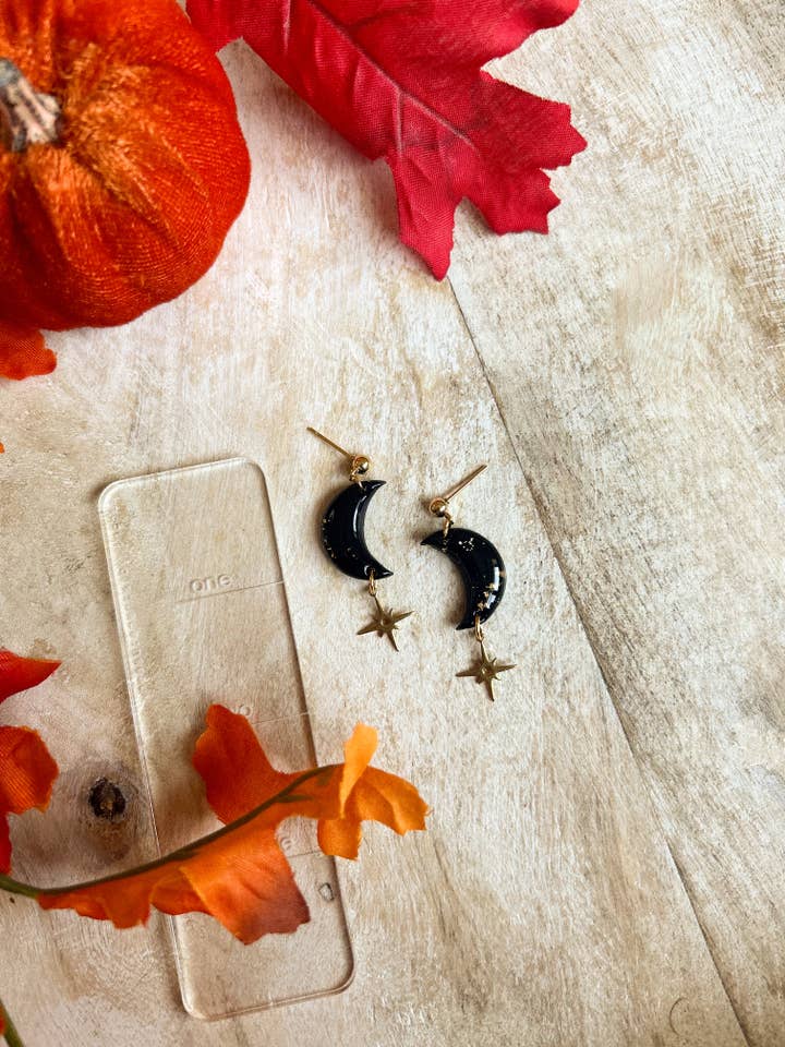 Himmlische Mondbaumeln für den Großhandel von hunterclayco | Polymer Clay Earrings