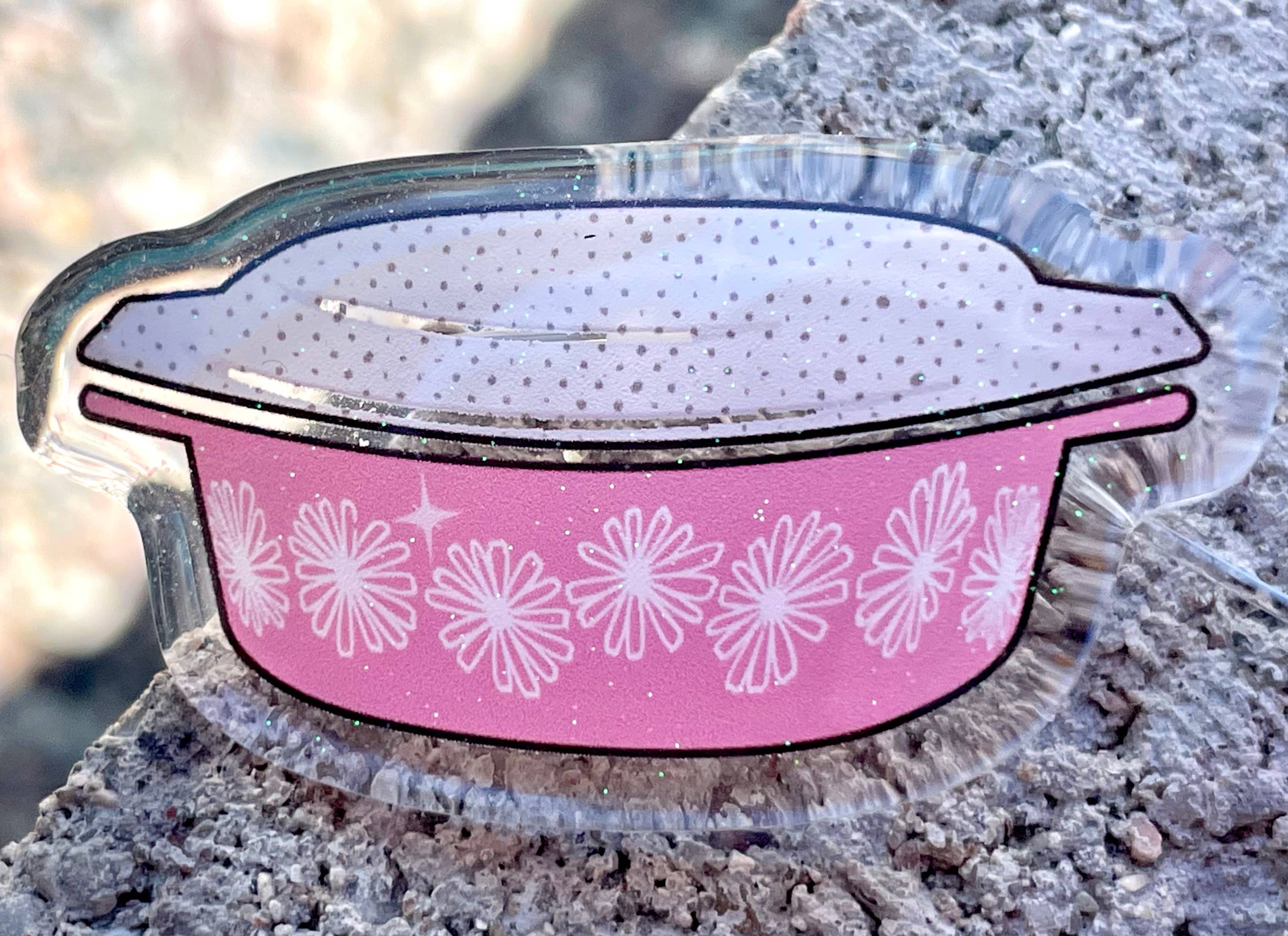 ModMoxGoods - Wholesale Brooch - PINS - vintage Pyrex theme acrylic with glitter Bar pin15