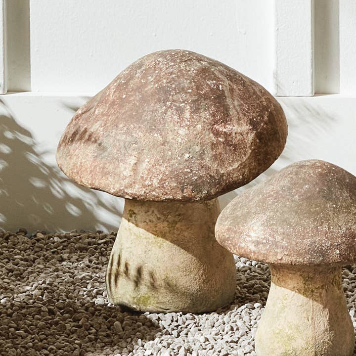 Napa Home & Garden - Wholesale Outdoor Ornament/Decor - Weathered Garden Mushroom Large1