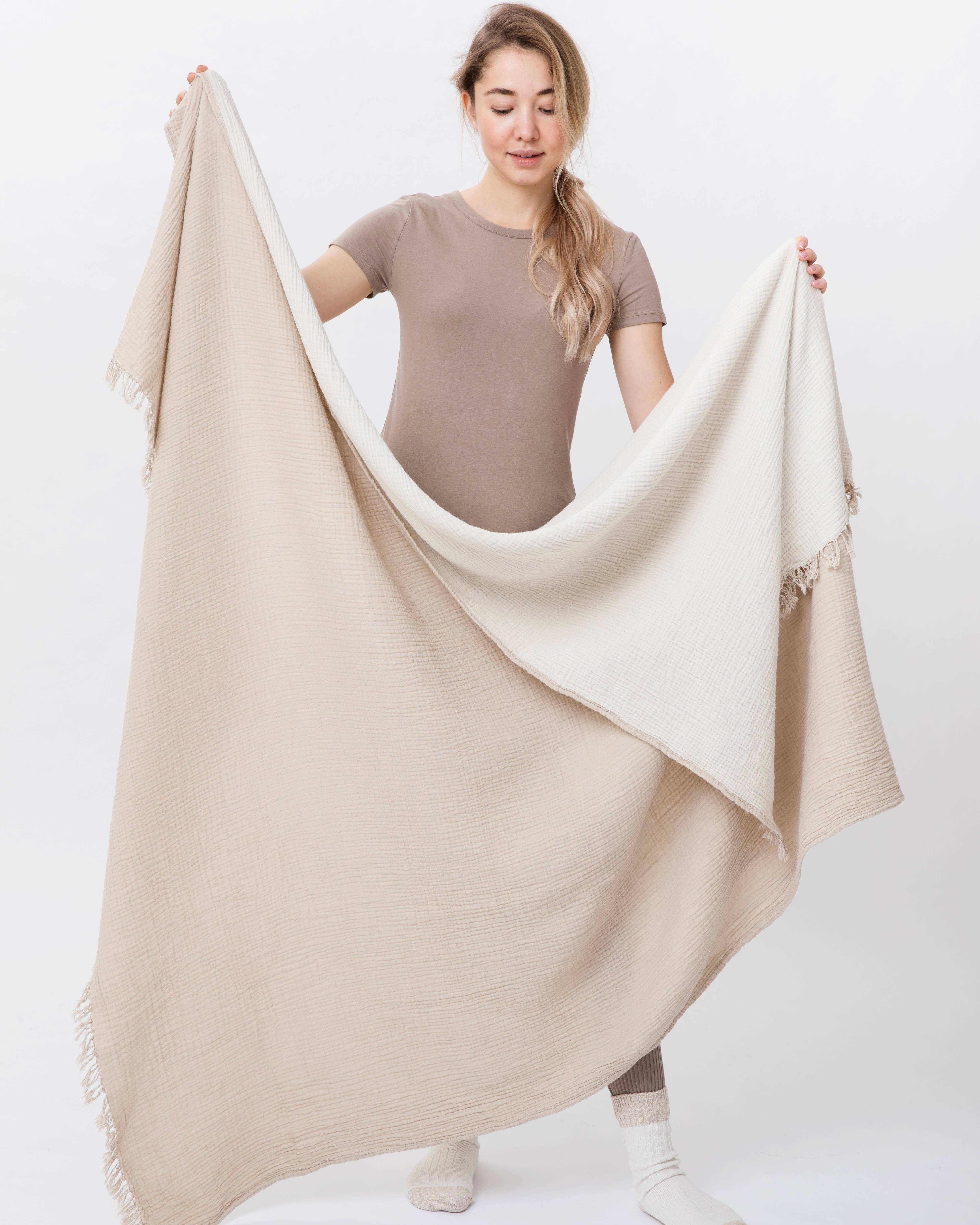 Woven Stories - Wholesale Throw Blanket - Cocoon Cotton Reversible Throw Blanket1