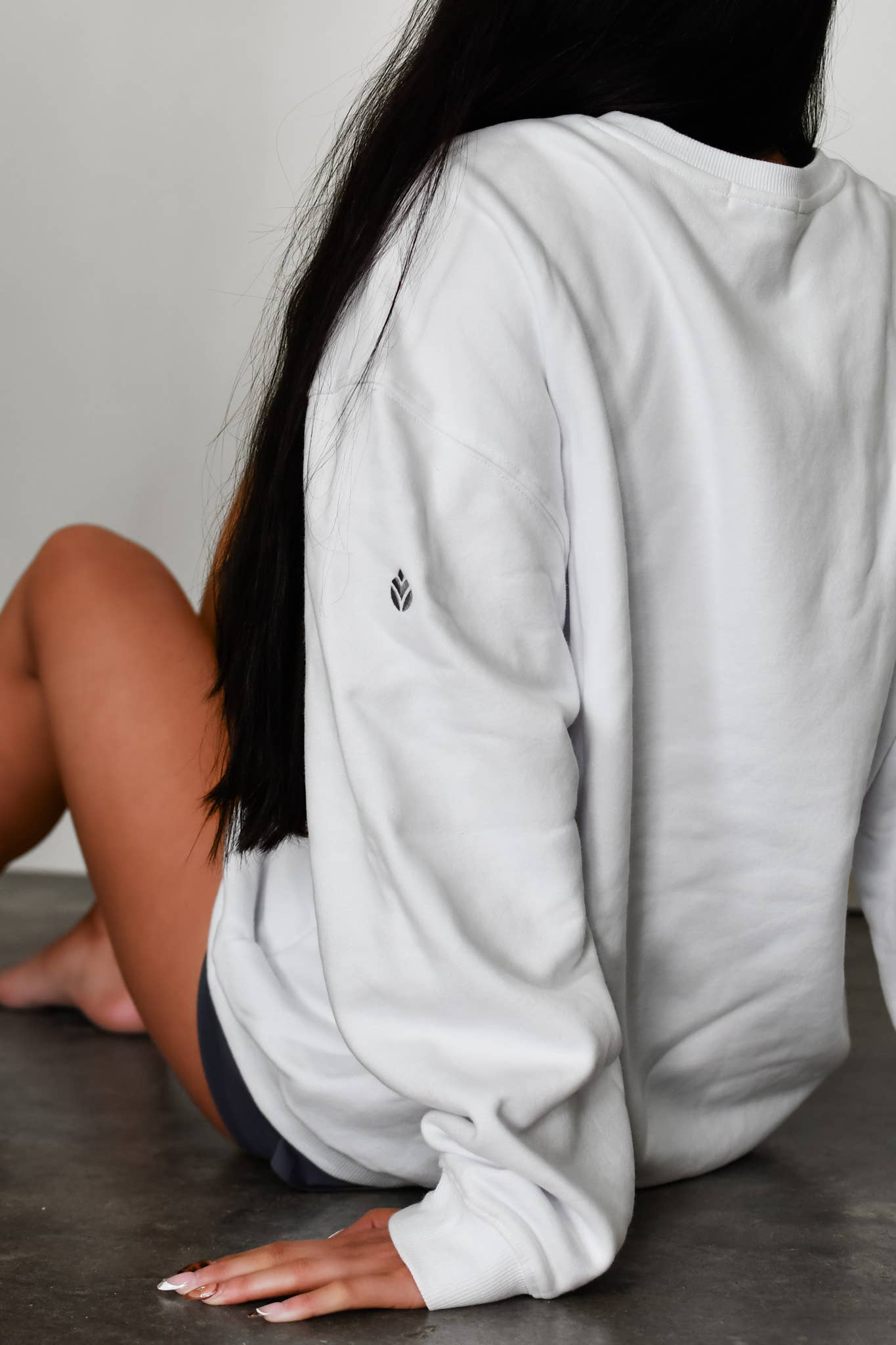 TooLooLah - Wholesale Sweatshirt - Women's - Baseline Embroidered Sweatshirt - White4