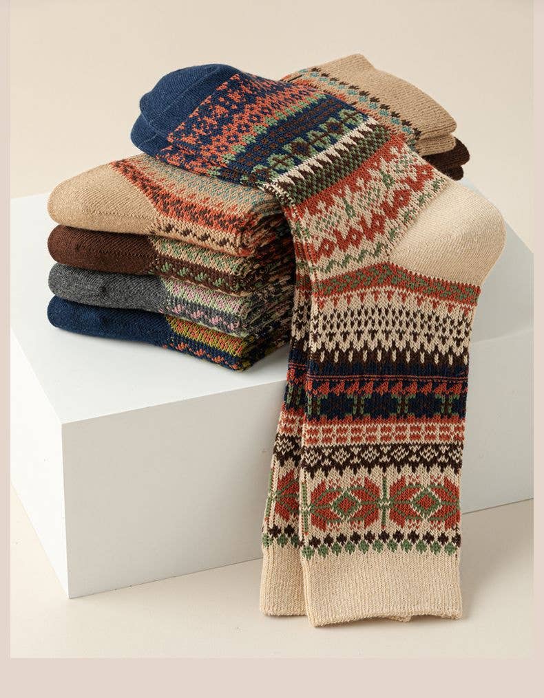 Tourtiwi – Großhandel Socken – Damen – Mid-Tube-Socken für Damen im Retro-Stil ohne Knochen für Herbst und Winter6