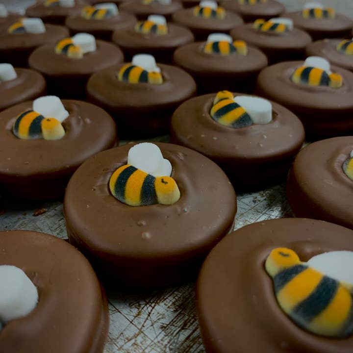 O'Shea's Candies Sweet Shop - Wholesale Chocolate Covered Sweets - O’Oreo “Bumblebee” 🐝 Milk Chocolate 2PK