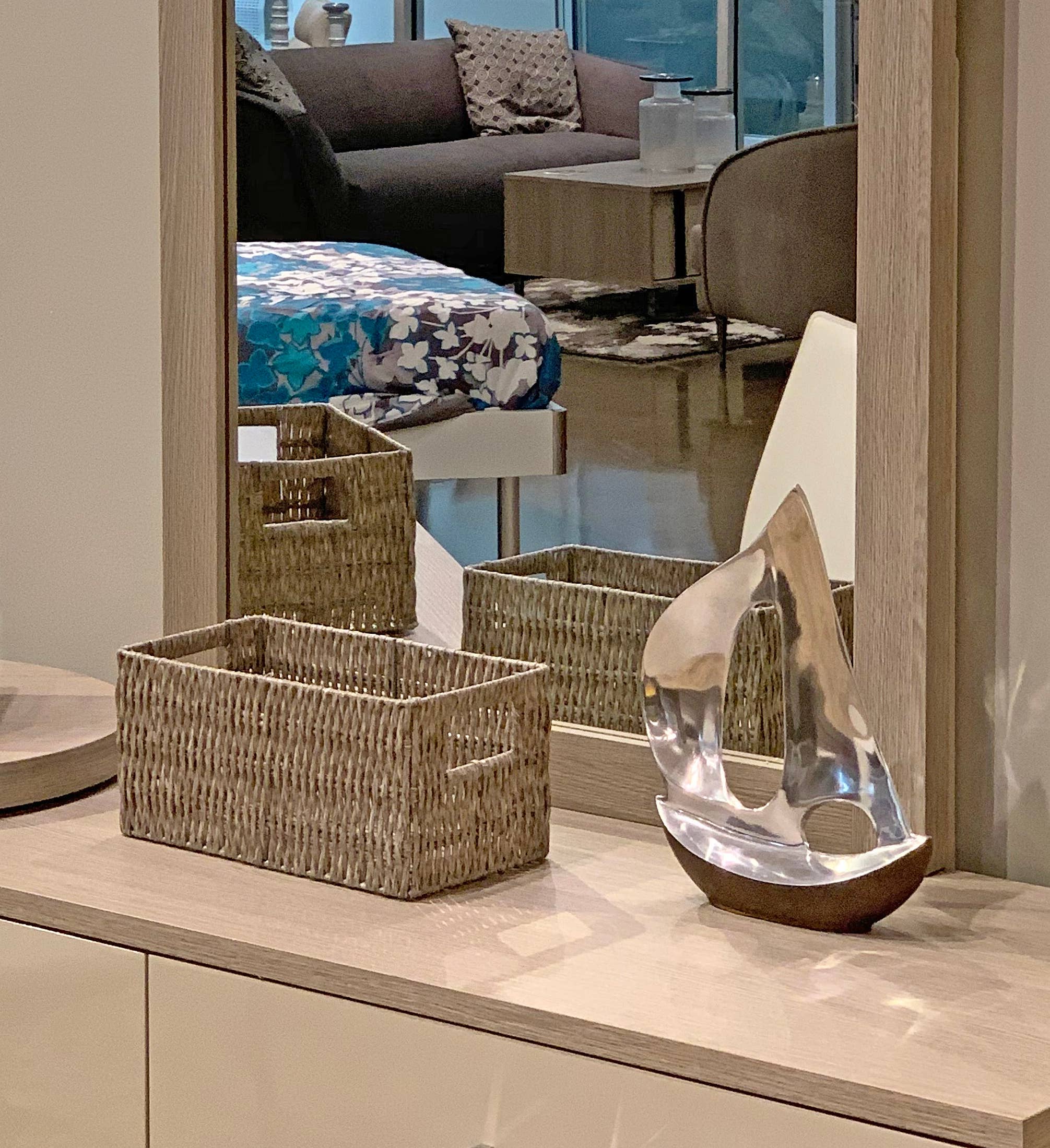 Modern Day Accents - Vendita all'ingrosso Decorazioni da tavolo - Veliero con Scafo Scuro4