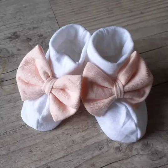 Chaussons Nœud Bébé Jersey Oeko-Tex pour la vente par La Fabrique À DeDeuh