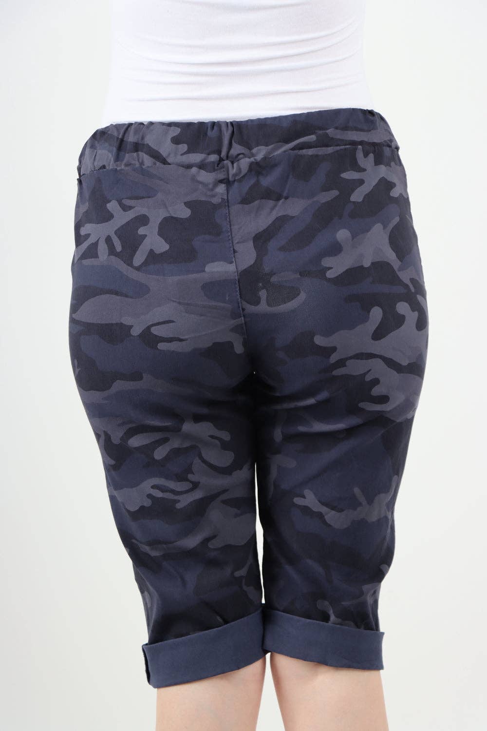 Miss Bold – wholesale Shorts – Women’s – Italian Camouflage Magic Chino Shorts71