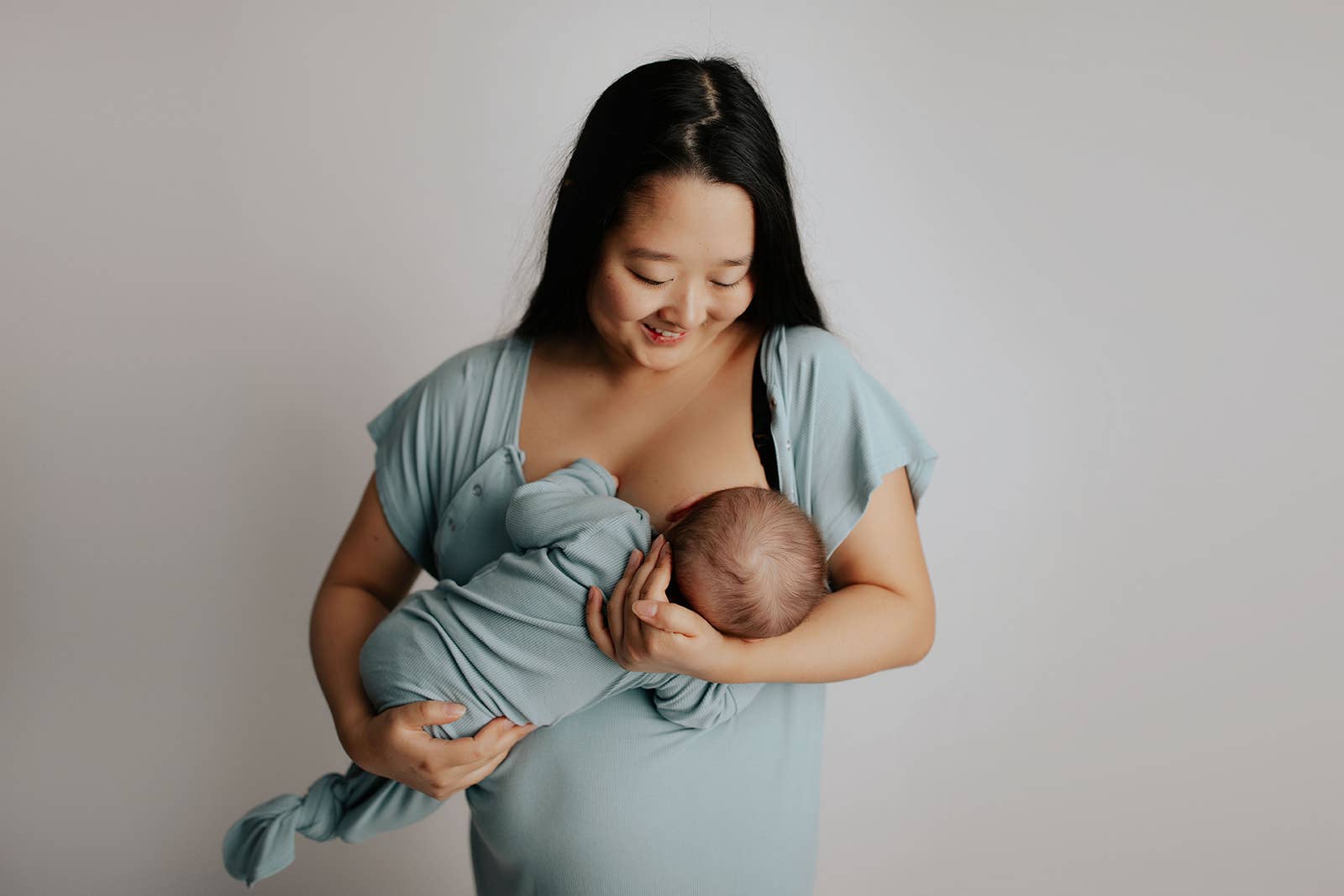 Three Little Tots - Vente Robe - Robe d’accouchement et d’allaitement Blue Bird pour maman6