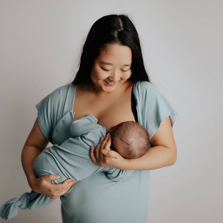 Three Little Tots - Wholesale Babygown - Baby - Blue Bird Knotted Gown7