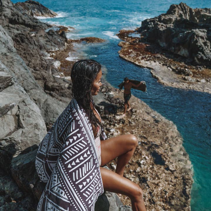 RHB HAWAII - Wholesale Beach Towel - Black tribal pattern Beach Towel5