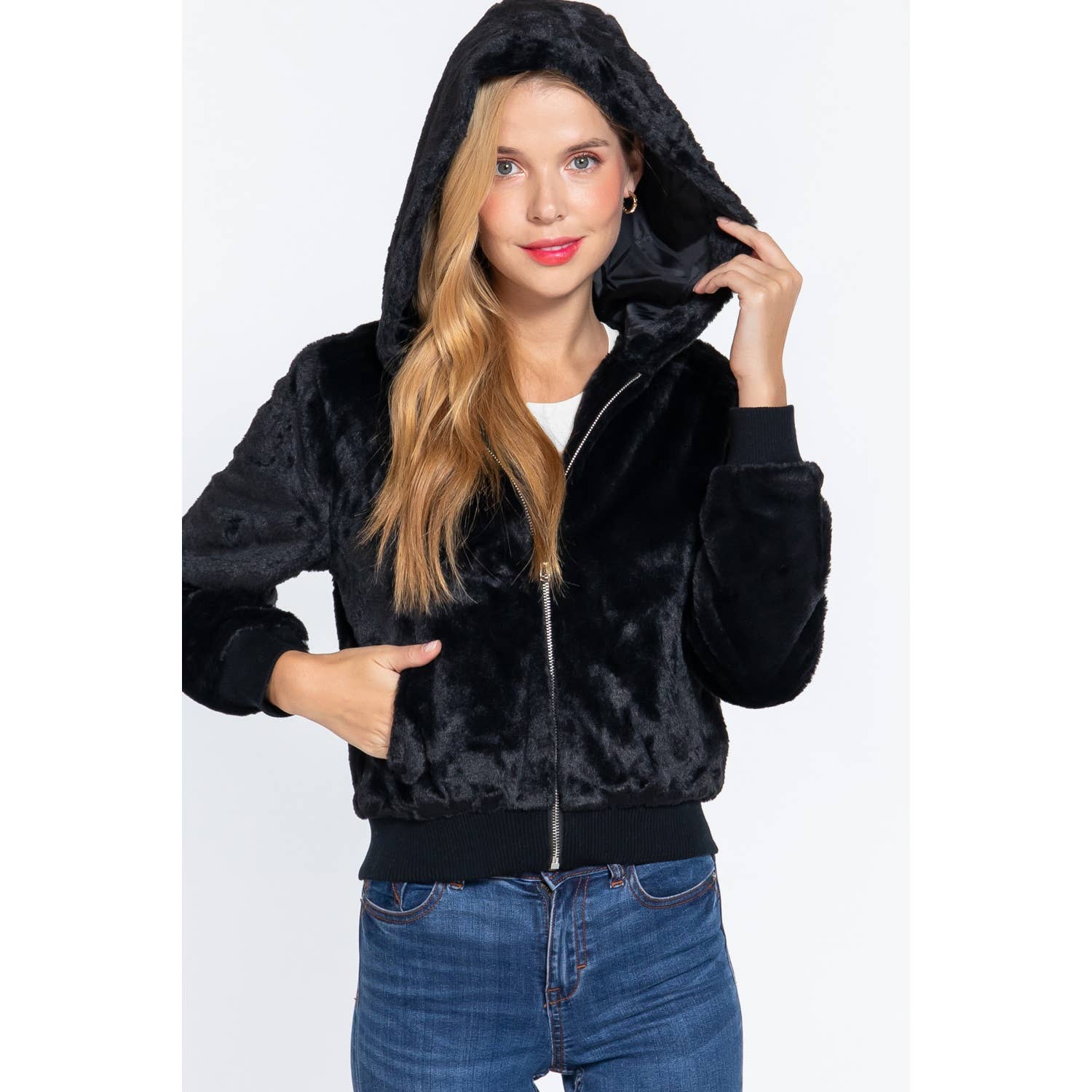 HiteJeans - Vente Veste – femme - VESTE À CAPUCHE ZIPPÉE EN FAUSSE FOURRURE27