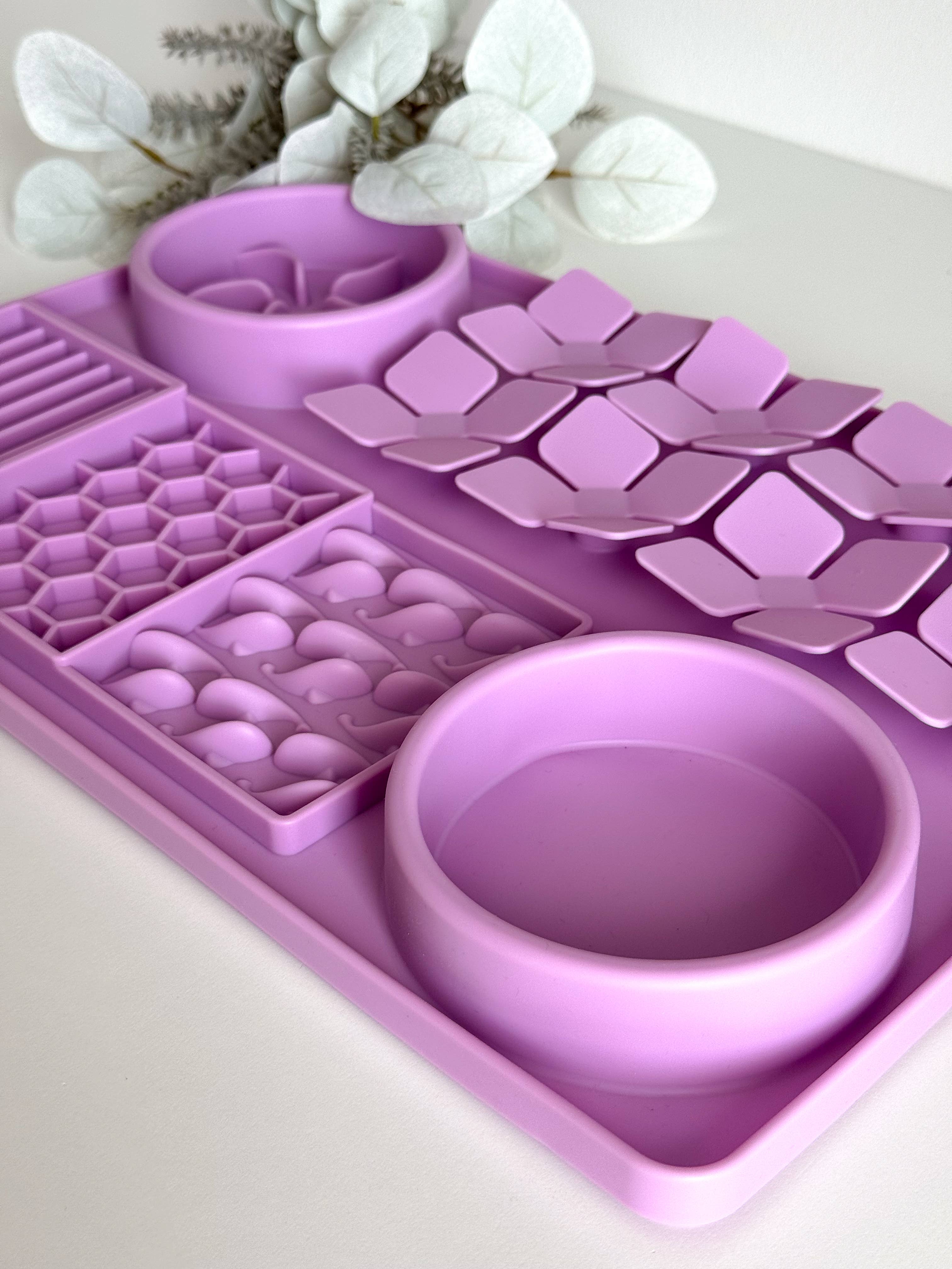 Doggotique - Wholesale Pet Food Mat - Dog - Dog feeding station, lick mat, lick mat0