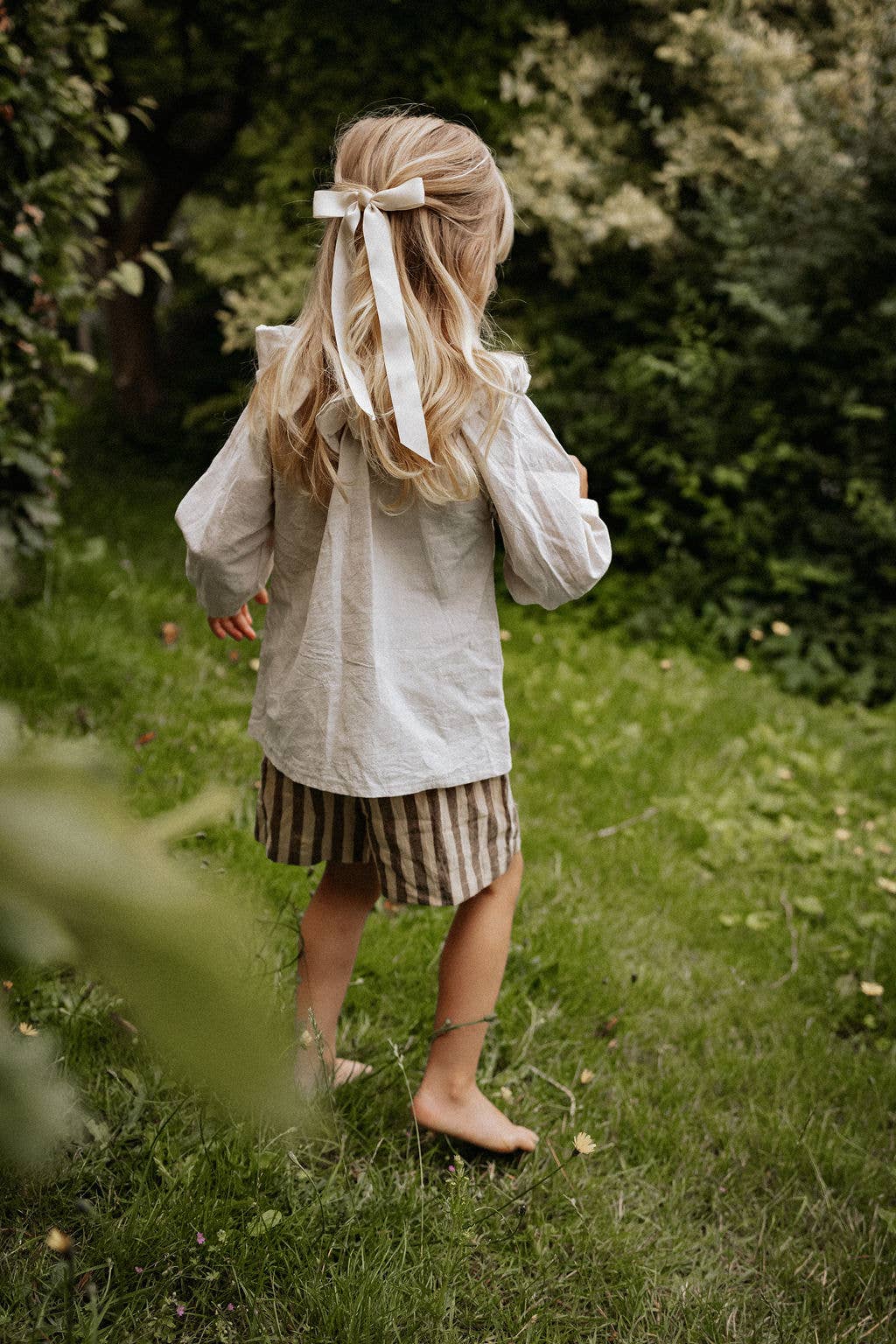 Annie & Charles – wholesale T-shirt – Kids – Annie & Charles® LISA linen blouse with collar3