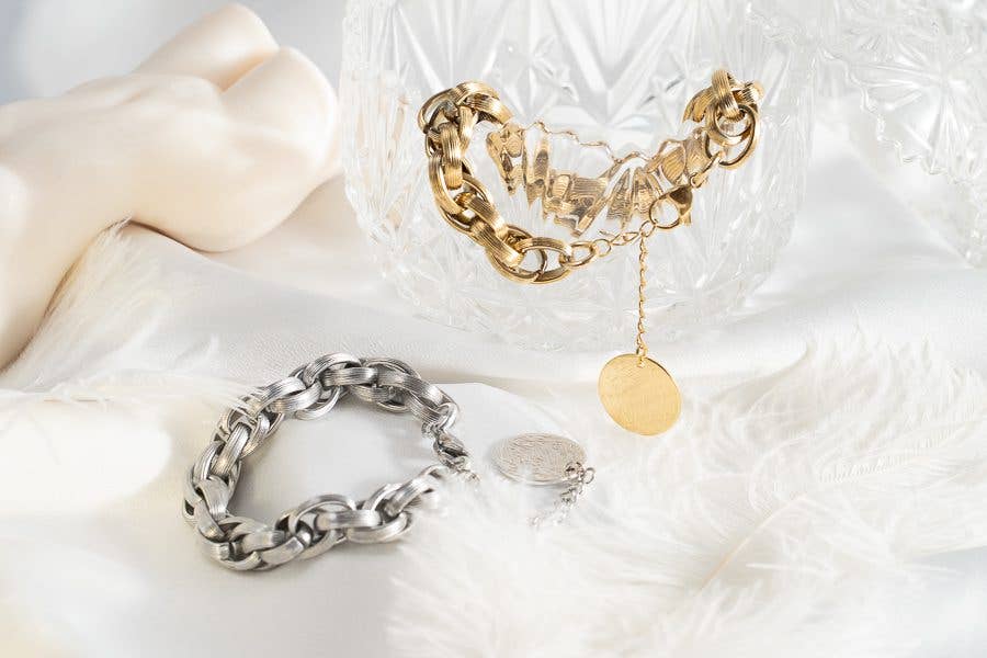 Goupi - Wholesale Charm/Dangle Bracelet - Knot chainl Bracelet With Coin Detail In Gold And Silver