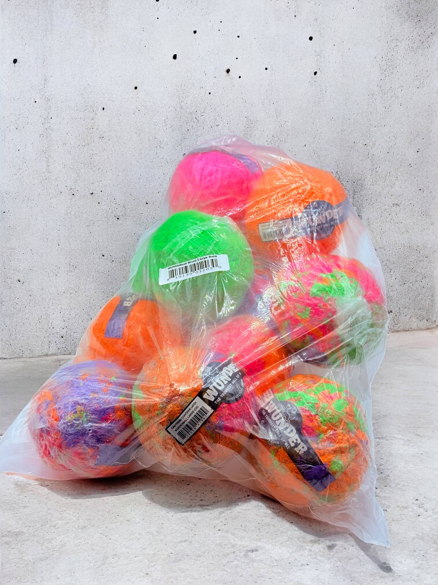 WACKYwalk'r – wholesale Pet fetch ball – Dog – LARGE WUNDERball Refill – 12 Count1