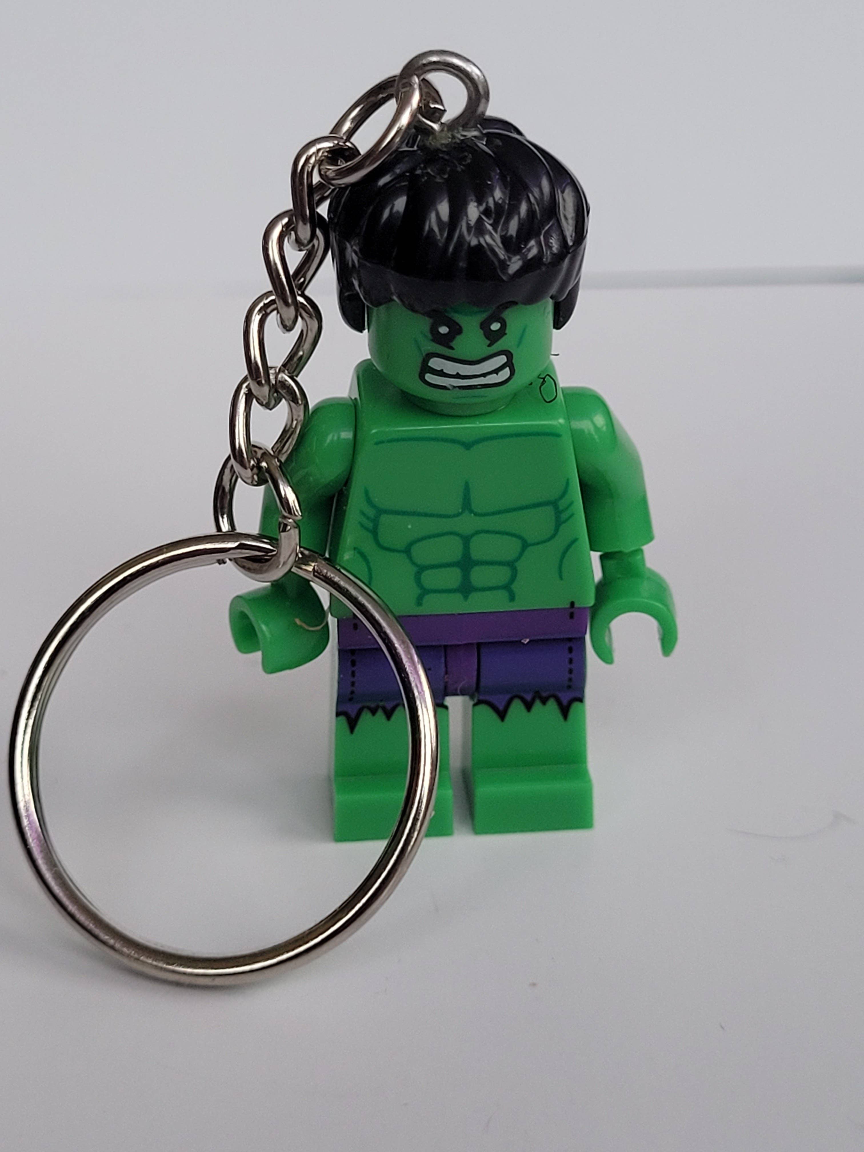 Con-Quest Crafts - Wholesale Keychain - Unisex - Super Hero & Super Villain Comic Minifigure Keychains15