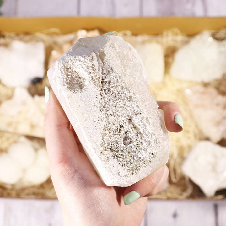 Natures Artifacts Inc - Wholesale Spiritual Stone/Crystal - Apophyllite and Zeolite Crystals8