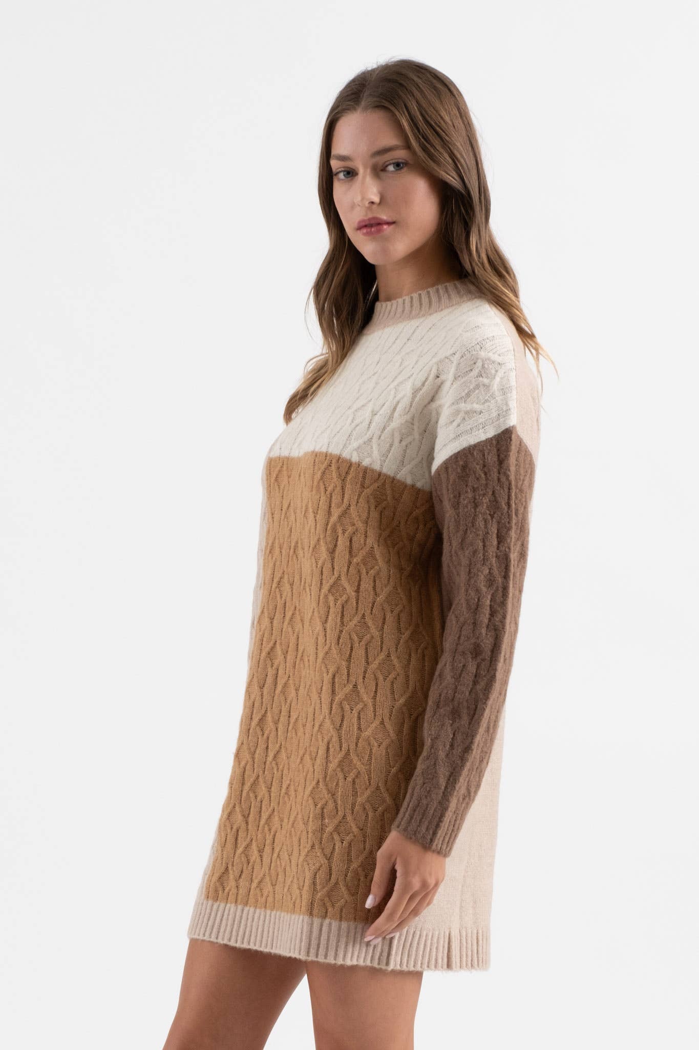 Blu Pepper - Wholesale Dress - Women's - COLORBLOCK CREWNECK LONG SLEEVE KNIT SWEATER DRESS7