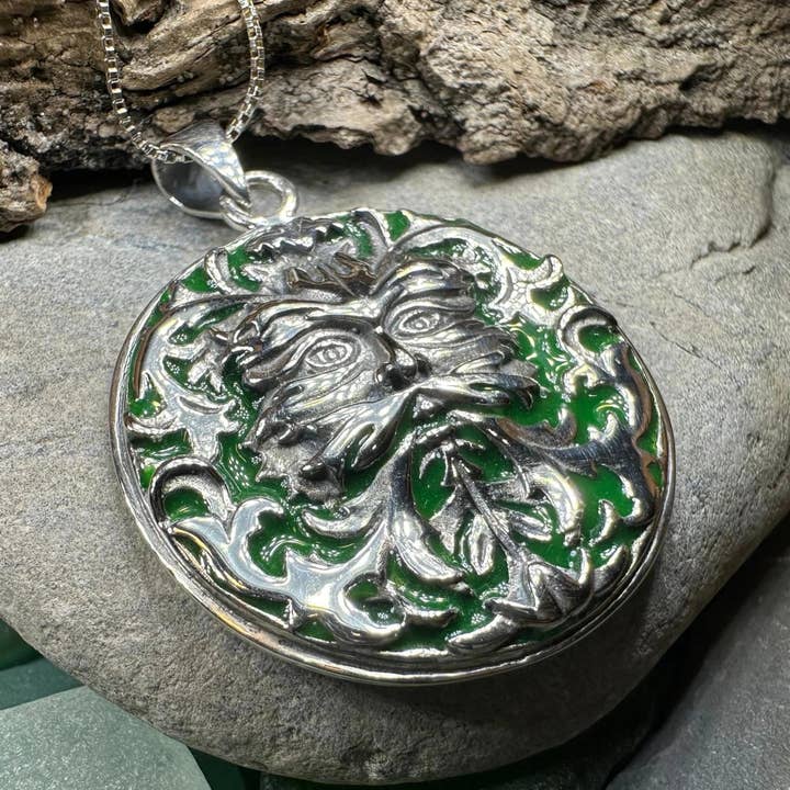 Black Forest Green Man vedhæng for engroshandel hos Celtic Crystal Designs Jewelry & Gifts