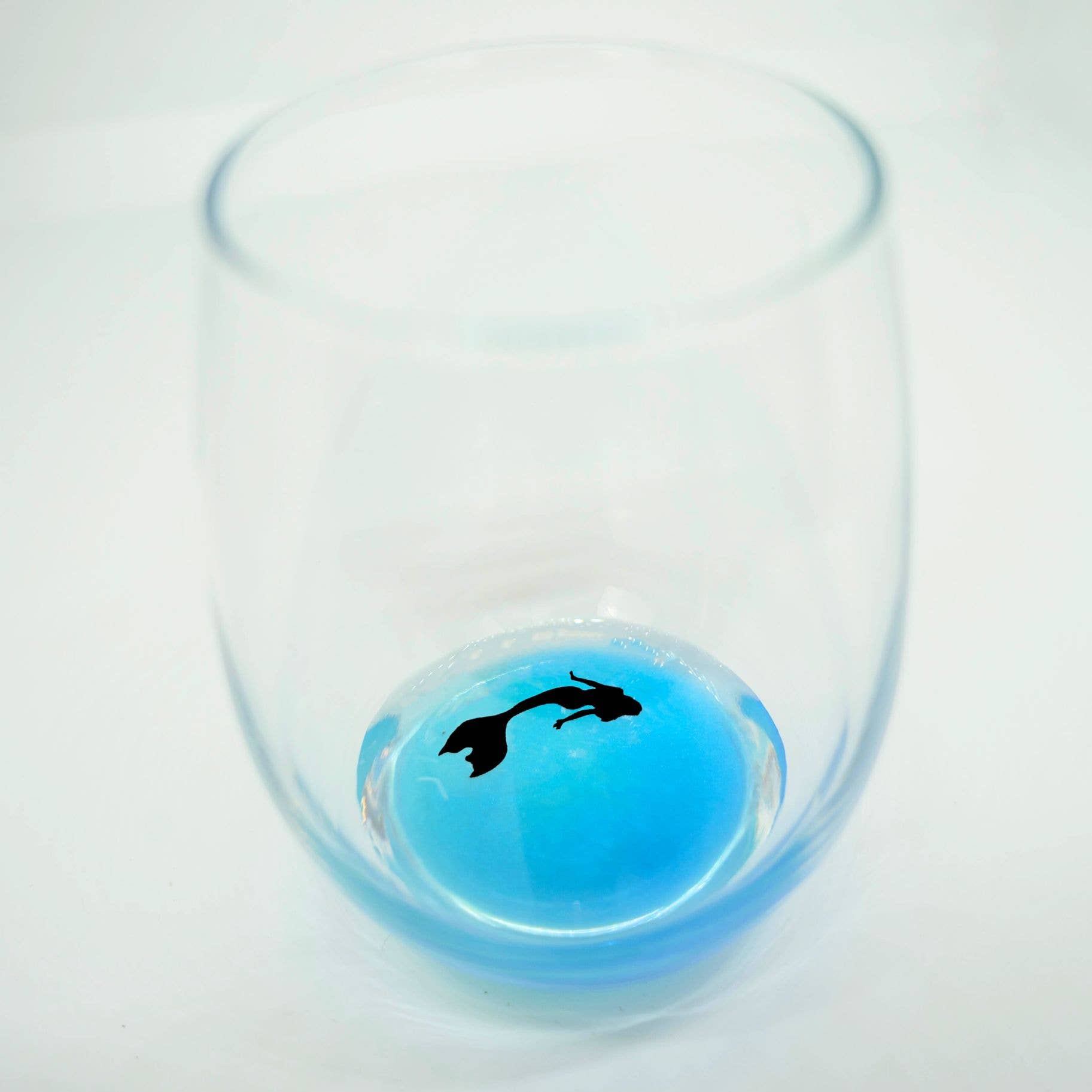 Mermaid of Hilton Head - Wholesale Wine Glass - Beach Resin Wine Glasses with Ocean animal swimming0