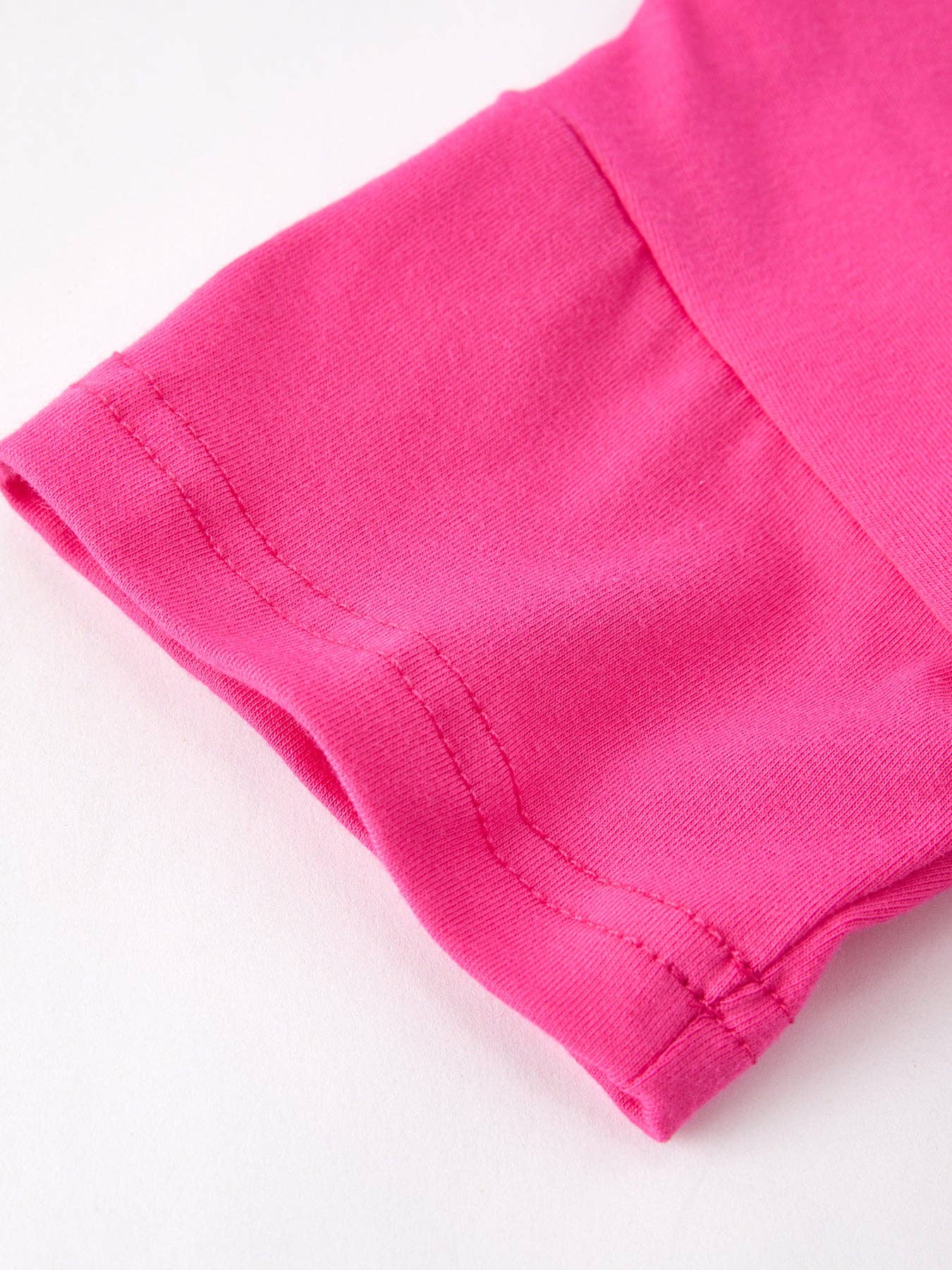 Rylee Faith Designs – Engroshandel T-shirt med serigrafitryk – til børn – "IN MY BESTIE ERA" Rose Red Piger Kortærmede Toppe3