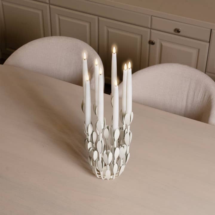 Branch and Wick - Wholesale Candle Holder - Ivory Taper Candle Holder Tulip Design For 8 Taper Candles