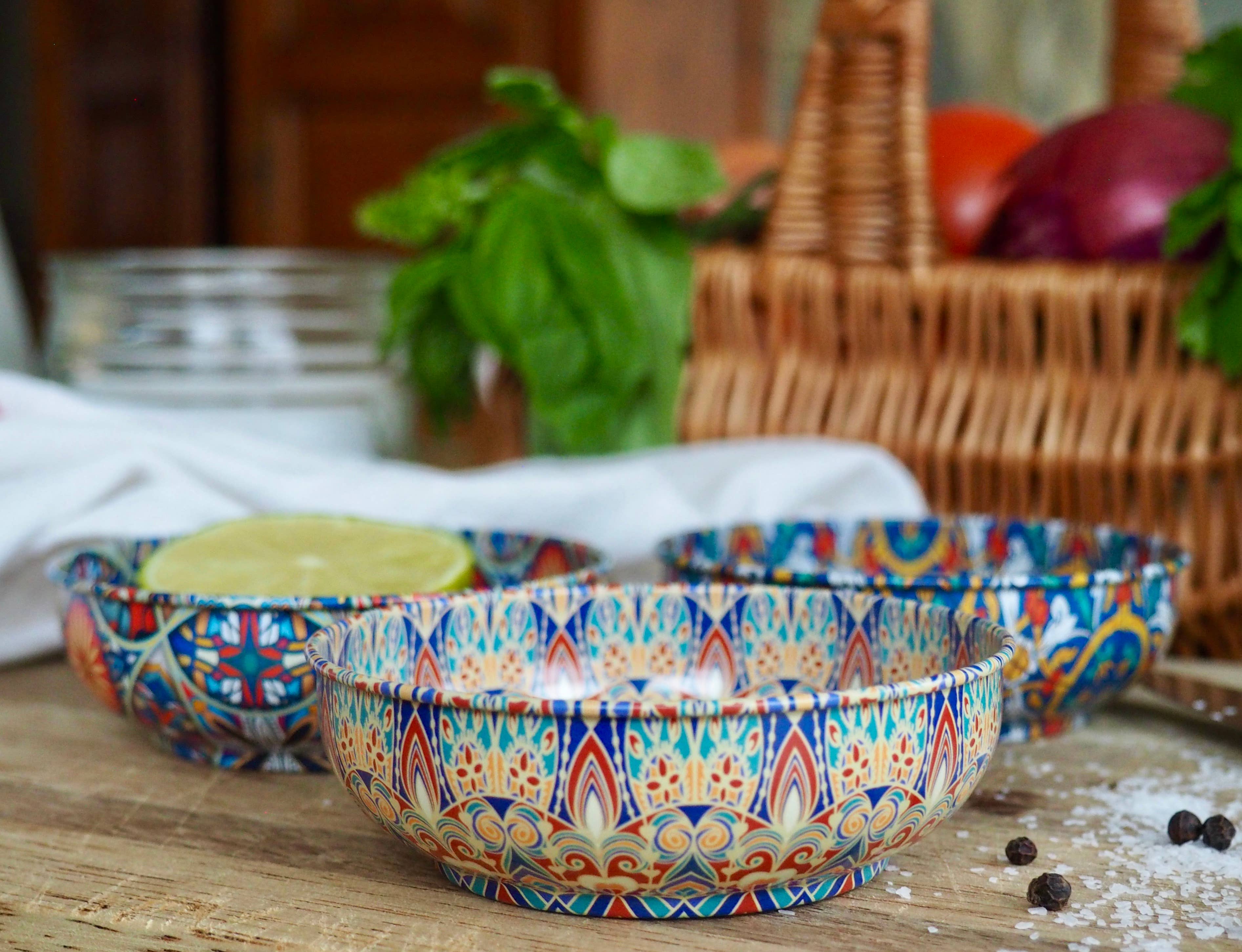 Esthetic Living - Wholesale Decorative Plate/Dish/Bowl - Metal Bowl - Bahar - Small 1