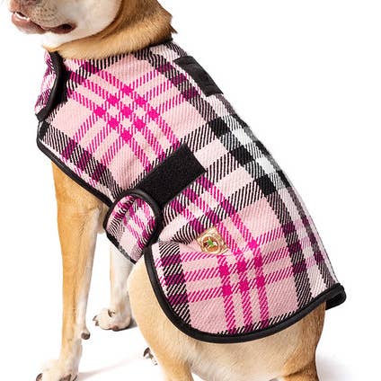 Manteau pour chien à carreaux rose pour la vente par CHILLY DOG LLC