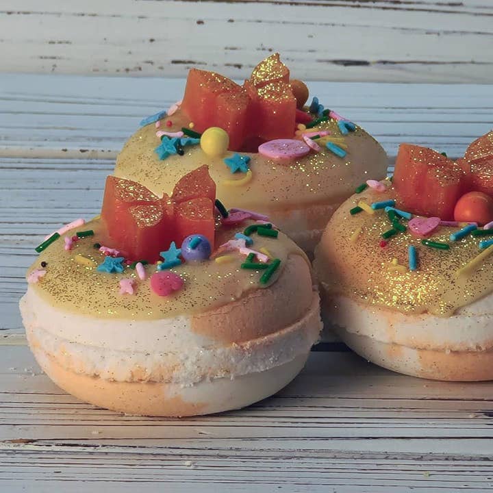 Handmade Natural Beauty - Wholesale Bath bomb/fizz - Bath Bomb Donuts1
